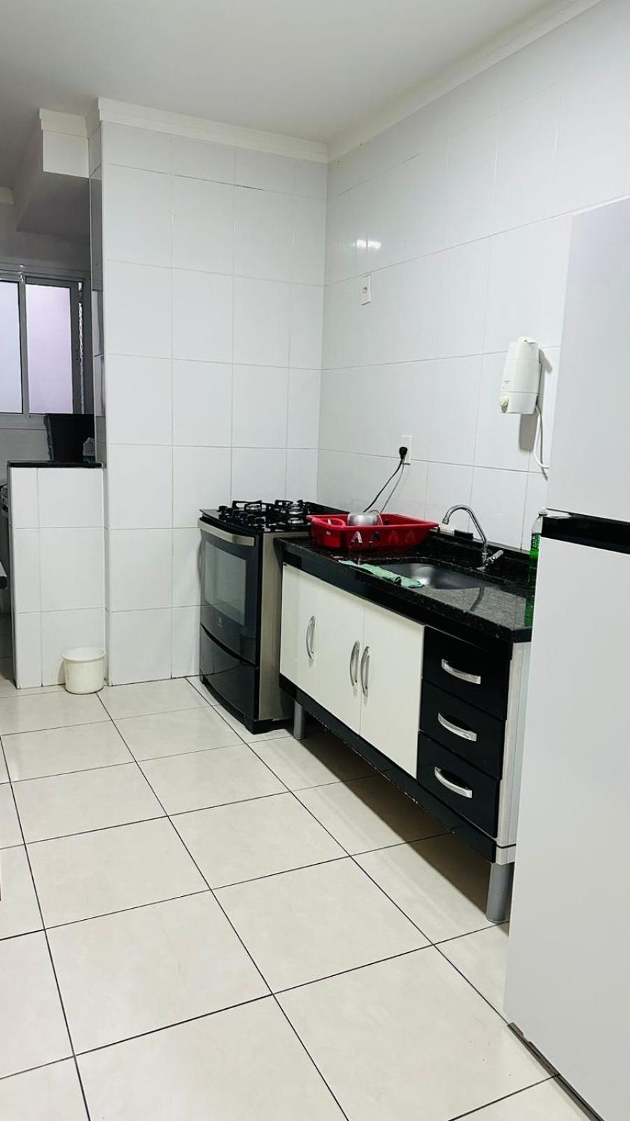 Apto Guilhermina - 2 Dorms Prox *